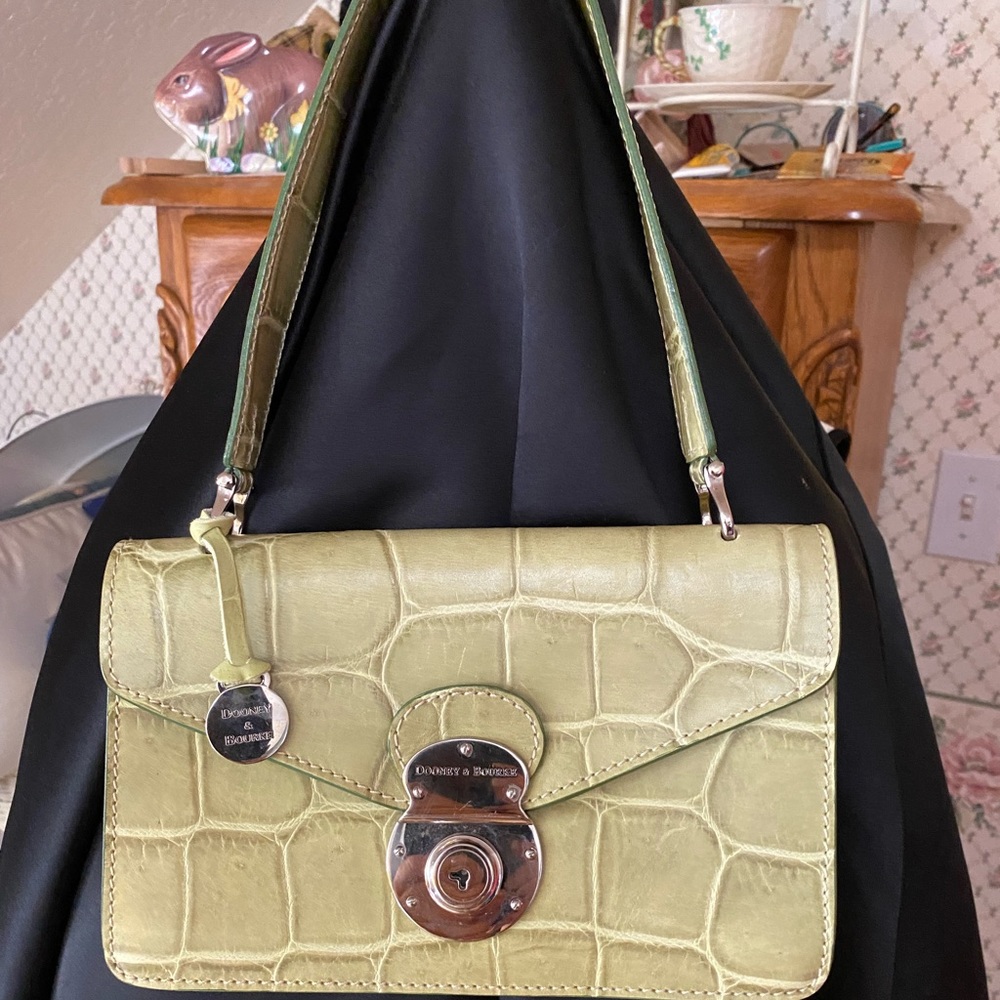 Dooney & Bourke Small Hand Bag